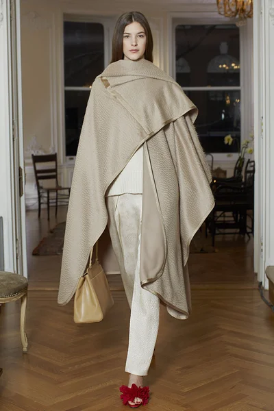 Look 17